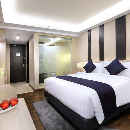 Aston Kartika Grogol Hotel & Conference Center Cakarta Dış mekan fotoğraf