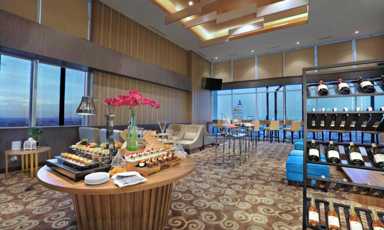 Aston Kartika Grogol Hotel & Conference Center Cakarta Dış mekan fotoğraf
