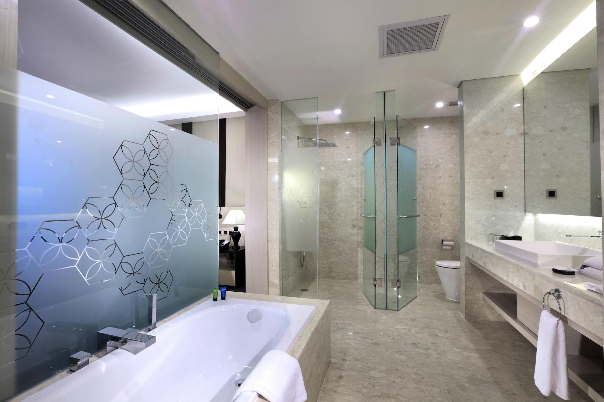 Aston Kartika Grogol Hotel & Conference Center Cakarta Dış mekan fotoğraf