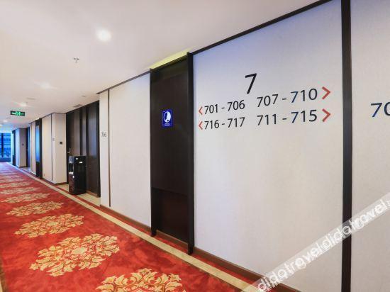 Aston Kartika Grogol Hotel & Conference Center Cakarta Dış mekan fotoğraf