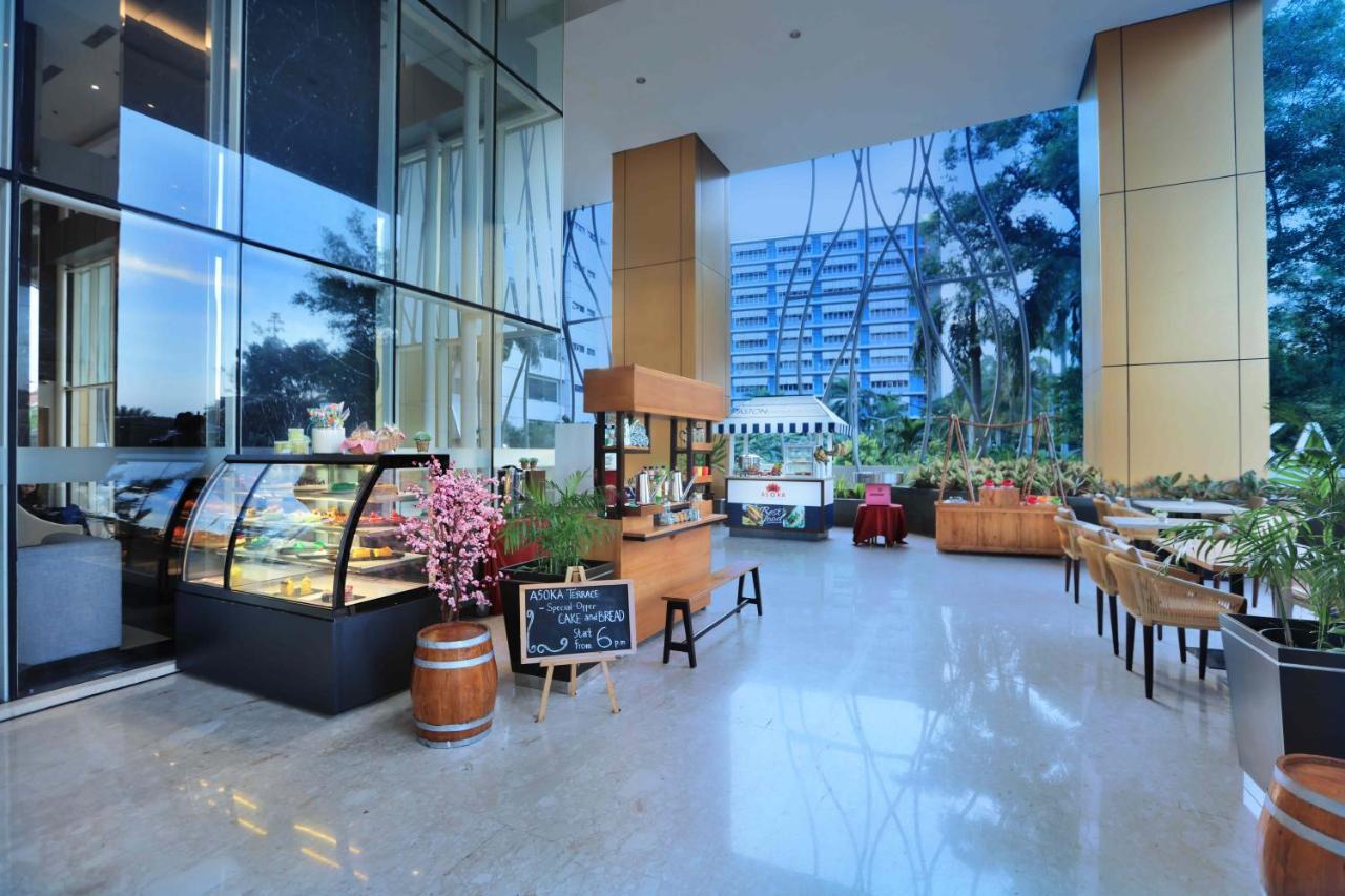 Aston Kartika Grogol Hotel & Conference Center Cakarta Dış mekan fotoğraf
