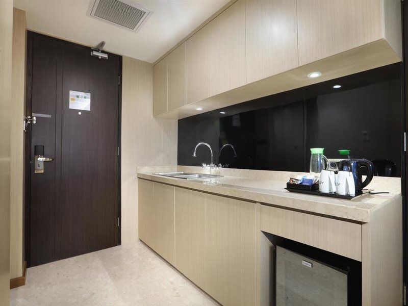 Aston Kartika Grogol Hotel & Conference Center Cakarta Dış mekan fotoğraf