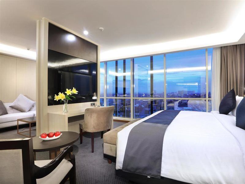 Aston Kartika Grogol Hotel & Conference Center Cakarta Dış mekan fotoğraf