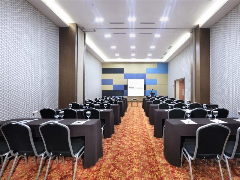 Aston Kartika Grogol Hotel & Conference Center Cakarta Dış mekan fotoğraf