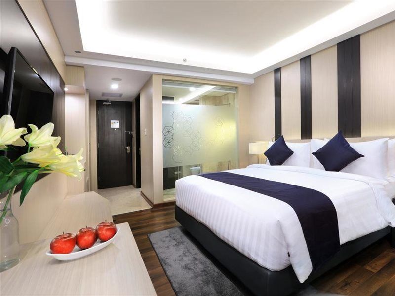Aston Kartika Grogol Hotel & Conference Center Cakarta Dış mekan fotoğraf